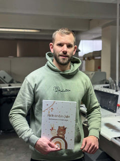 Pascal in der Buchbinderei